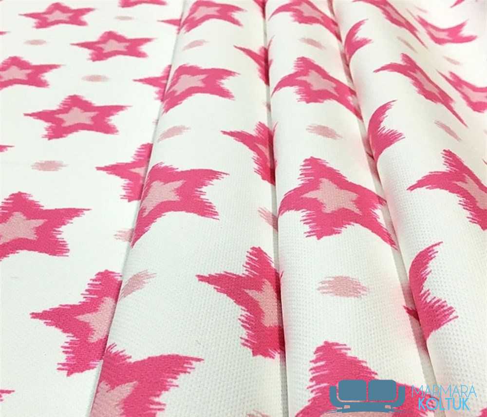 ikat-desenli-pembe-kumas-modern-tasarim